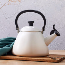 Le Creuset Fluitketel Kone - Meringue - 1.6 liter - inductie geschikt -