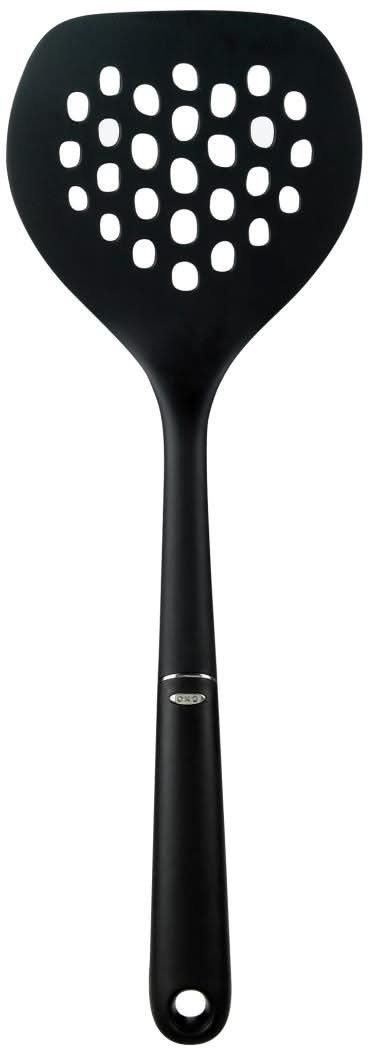 Spatule de cuisson OXO Good Grips avec trous