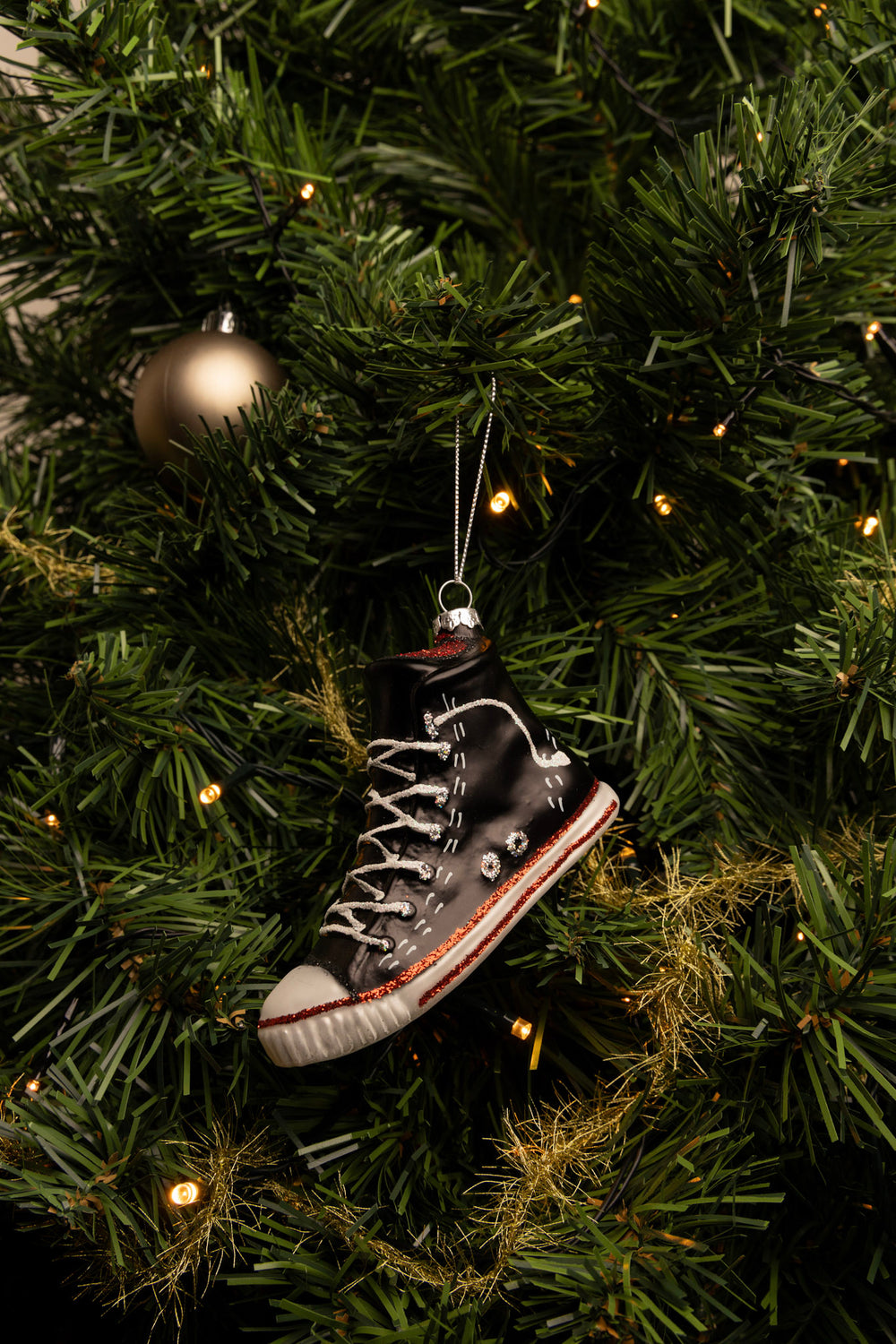 Nordic Light Kerstbal Sneaker Zwart 11 cm