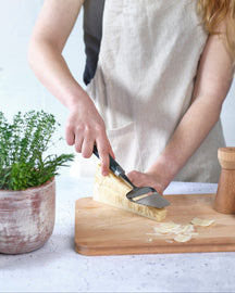 Cosy & Trendy Kaasschaaf - Delish - RVS Zwart