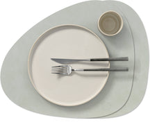 LIND DNA Placemats Nupo - Leer - Metallic - Curved - 44 x 37 cm - 2 Stuks