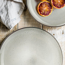 ONA Serviesset Freckles Groen 12-delig / 4 personen - 4 dinerborden, 4 ontbijtborden en 4 kommen