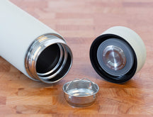 Sareva Thermosfles - met uitneembaar filter - Creme - 500 ml