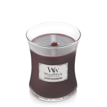 WoodWick Geurkaars Medium Spiced Blackberry - 11 cm / ø 10 cm - Geurkaars in Glas - Houten Lont