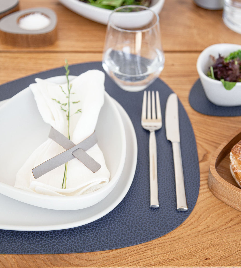 Set de table LIND DNA Hippo - Cuir - Bleu marine - 44 x 37 cm