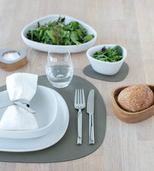 LIND DNA Placemat Nupo - Leer - Army Green - 44 x 37 cm