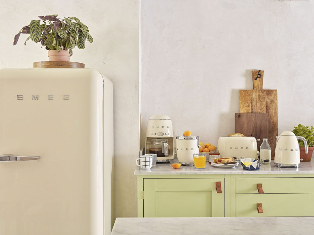 SMEG Citruspers - elektrisch - creme - CJF11CREU