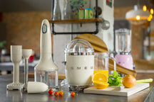 SMEG Citruspers - elektrisch - creme - CJF11CREU