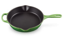 Le Creuset Skillet Signature - Bamboo - ø 26 cm - geëmailleerde anti-aanbaklaag