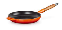 Poêle Le Creuset Signature - Rouge Orange - ø 24 cm / 1,6 litre - revêtement antiadhésif émaillé