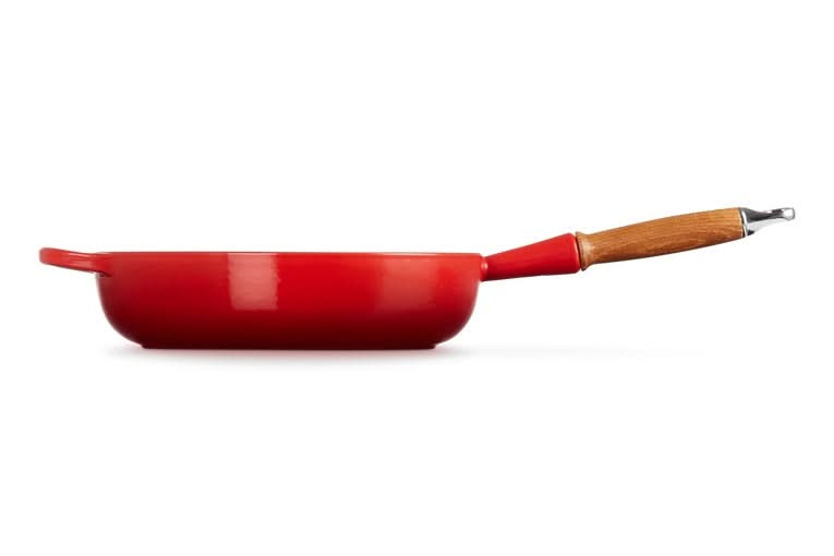 Le Creuset Casserole Signature - Rouge cerise - ø 28 cm / 3,6 litres - revêtement antiadhésif émaillé