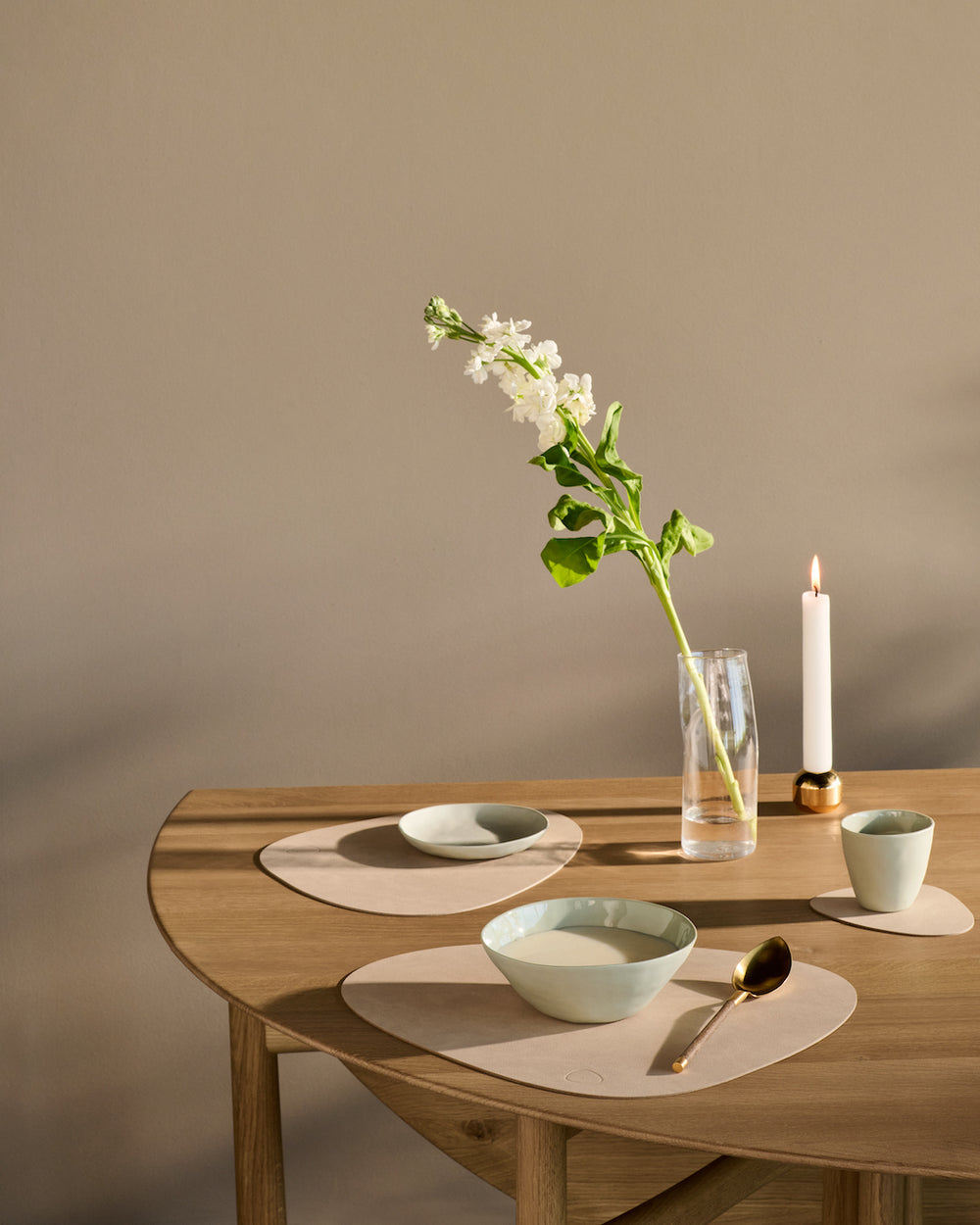 LIND DNA Placemats Nupo - Leer - Sand - Curved - 44 x 37 cm - 2 Stuks