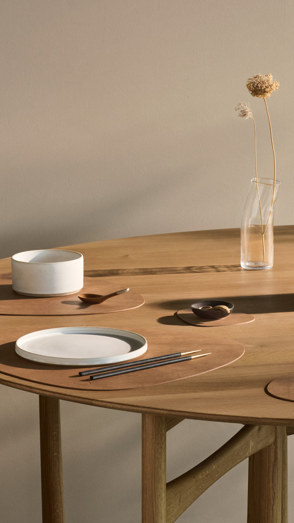 LIND DNA Placemats Nupo - Leer - Nature - Curved - 44 x 37 cm - 2 Stuks