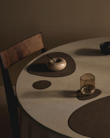 LIND DNA Placemats Nupo - Leer - Black - Curved - 44 x 37 cm - 2 Stuks