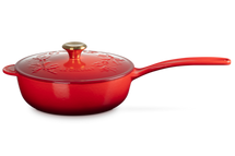 Le Creuset Casserole en Fonte - Bouton Doré - Houx Noël - Rouge Cerise - ø 21 cm / 2 Litre