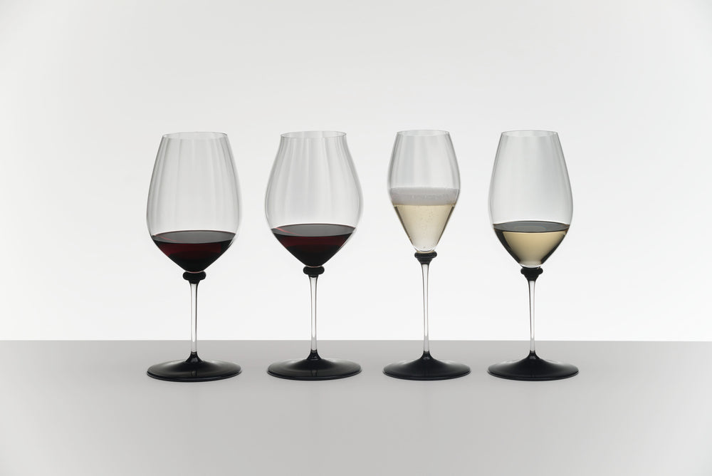 Riedel Witte Wijnglas Fatto A Mano Performance - Riesling - Zwarte Voet - 623 ml
