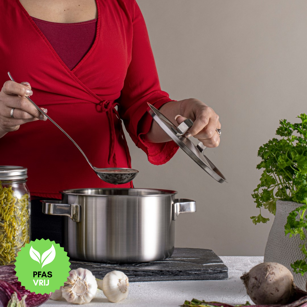 Sola Pannenset Ruby - RVS - Kookpan ø 16, 18, 20, 24 cm & Steelpan ø 16 cm - Inductie geschikt - 5 Delig