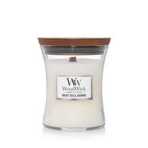 WoodWick Geurkaars Medium White Tea & Jasmine - 11 cm / ø 10 cm - Geurkaars in Glas - Houten Lont