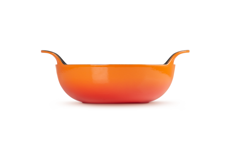 Le Creuset Wokpan / Balti Dish - Oranjerood - ø 24 cm / 2.7 liter - geëmailleerde anti-aanbaklaag