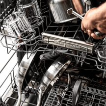 KitchenAid Pannenset Multi-Ply Stainless Steel 6 -delig - Kookpan ø 20, 24 cm, Steelpan ø 16 cm & Koekenpan ø 24 cm + Koekenpan Classic Forged ø 24 & 28 cm