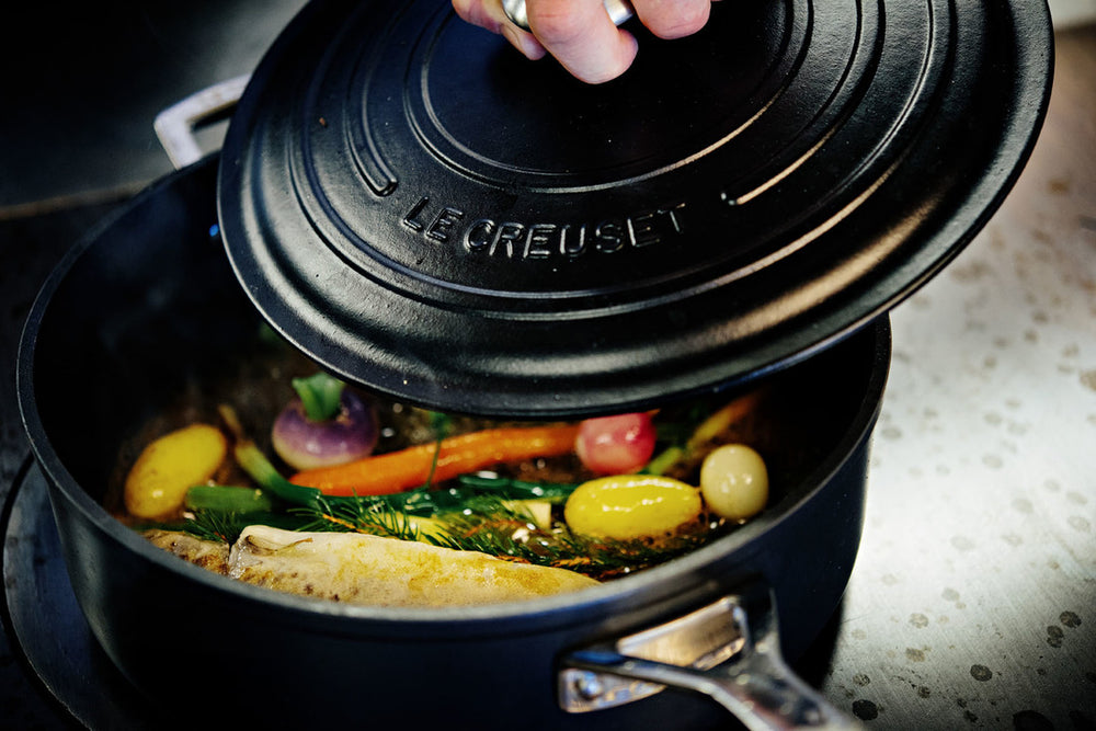 Le Creuset Hapjespan Les Forgées TNS - ø 26 cm / 4 liter - standaard anti-aanbaklaag