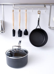 Le Creuset Steelpan Les Forgées TNS - ø 18 cm / 2.1 liter - standaard anti-aanbaklaag