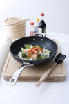 Le Creuset Poêle Wok avec manche - Les Forgées TNS - ø 30 cm / 4,7 litres - revêtement antiadhésif standard