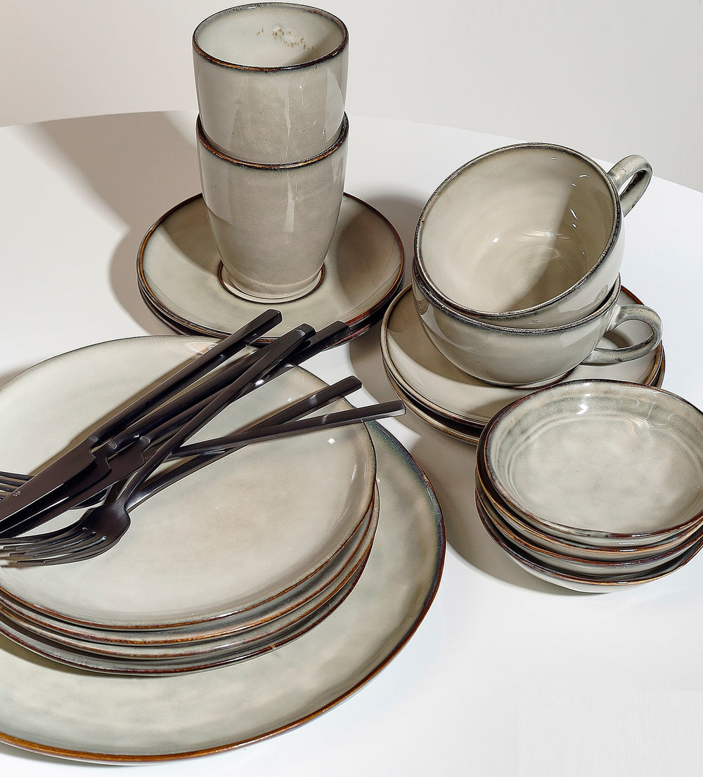 Salt & Pepper Artisan